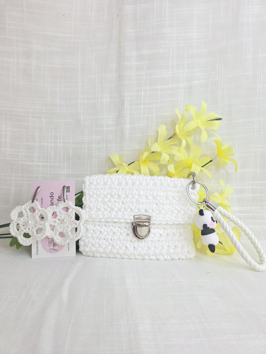 Juego de monederos y aretes